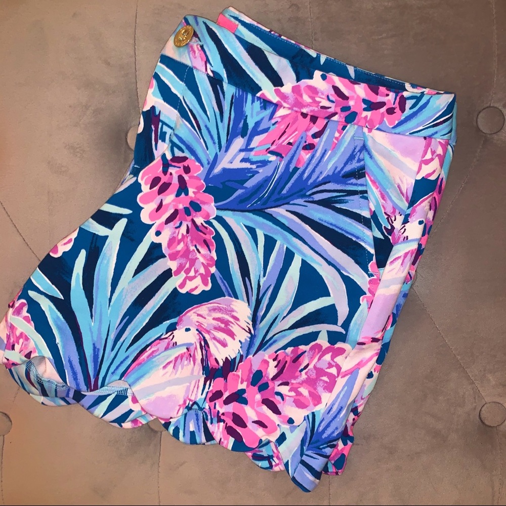 Lilly Pulitzer 5” Buttercup Shorts